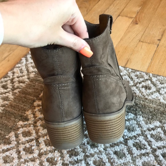 Booties - Picture 3 of 3